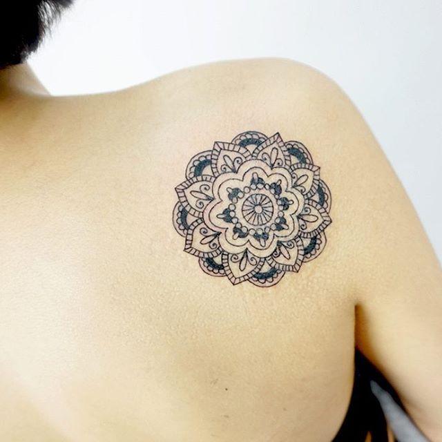 70 Tatuagens de Mandala Criativas (só as mais lindas!)
