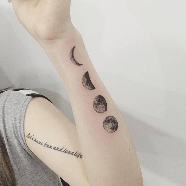 65 Tatuagens de Lua com Fotos e Desenhos Incríveis!