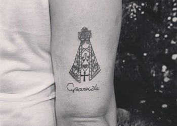 60 tatuagens de Nossa Senhora Aparecida para quem tem fé e esperança