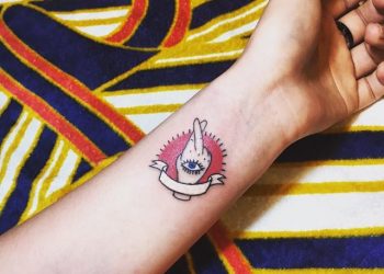 120 tatuagens no pulso que vão te surpreender de tão belas