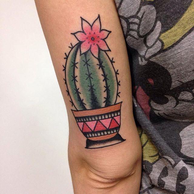 Santa Tatuagem - Tattoo fofinha também tá rolando . 🌵 Mini cactos