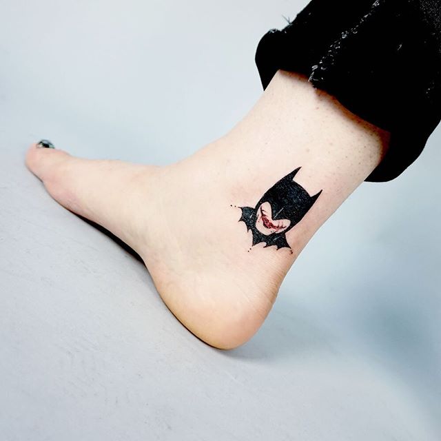 Tatuagem unissex do Batman o Cavaleiro das Trevas para os fãs da DC Comics