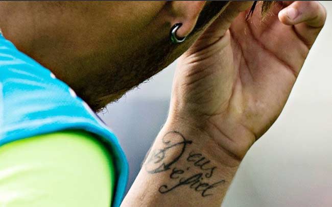 Tatuagens do Neymar no Pulso