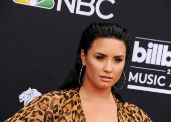 Tatuagens da Demi Lovato: quais os símbolos, significados e fotos