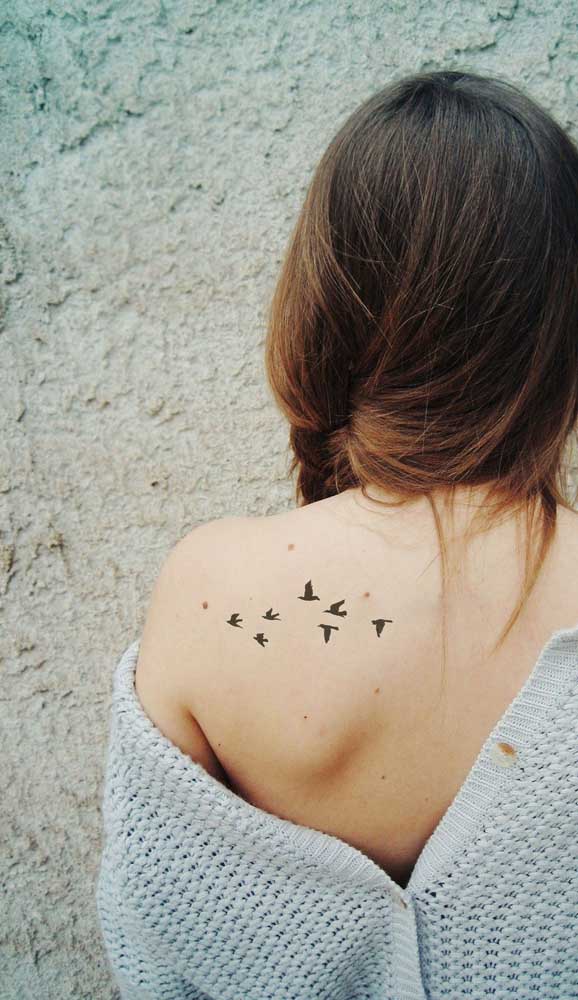 Esse tipo de tatuagem é ótimo para colocar no ombro na parte da costa.
