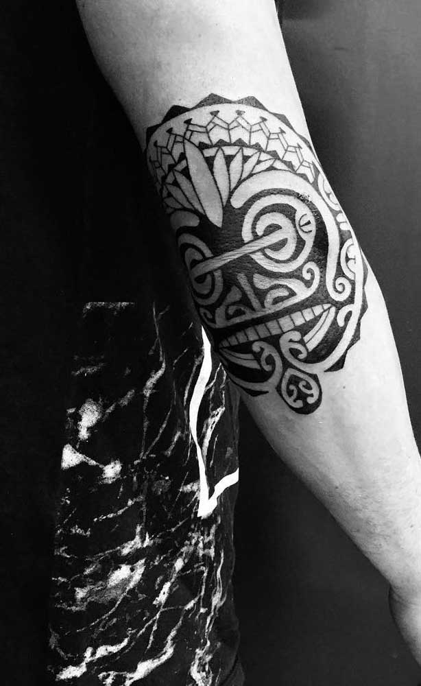 Cada desenho da maori tatuagem possui um significado diferente, principalmente, para aquela pessoa que o escolheu.