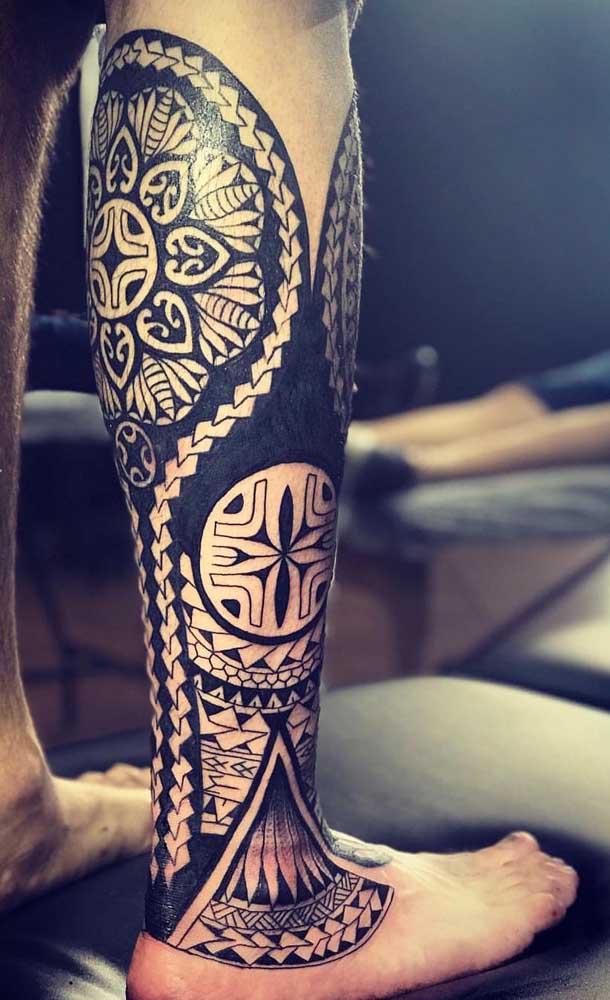 Que tal usar várias imagens para fazer uma tatuagem maori sensacional?