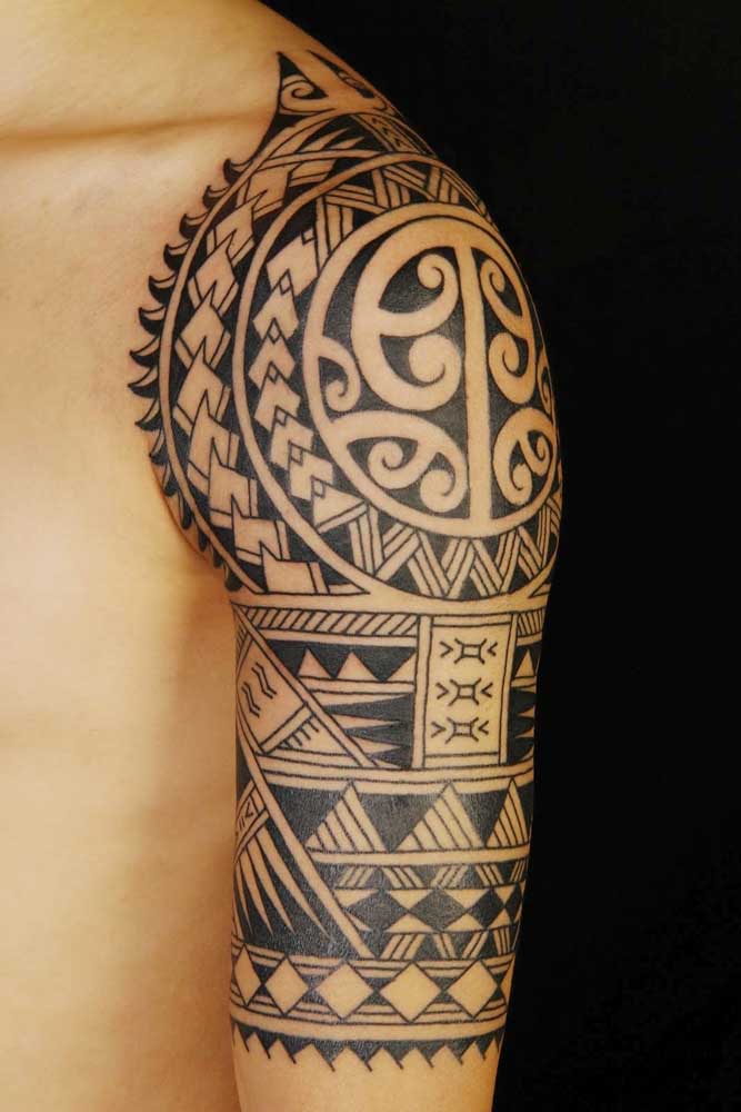 Tatuagem maori significado, história e 60 inspirações