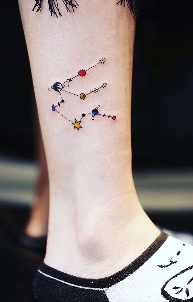 A maioria das tatuagens tumblr são sempre com traços leves, simples e minimalistas.