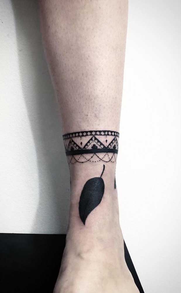 Que tal apostar em uma tatuagem tornozeleira indiana?
