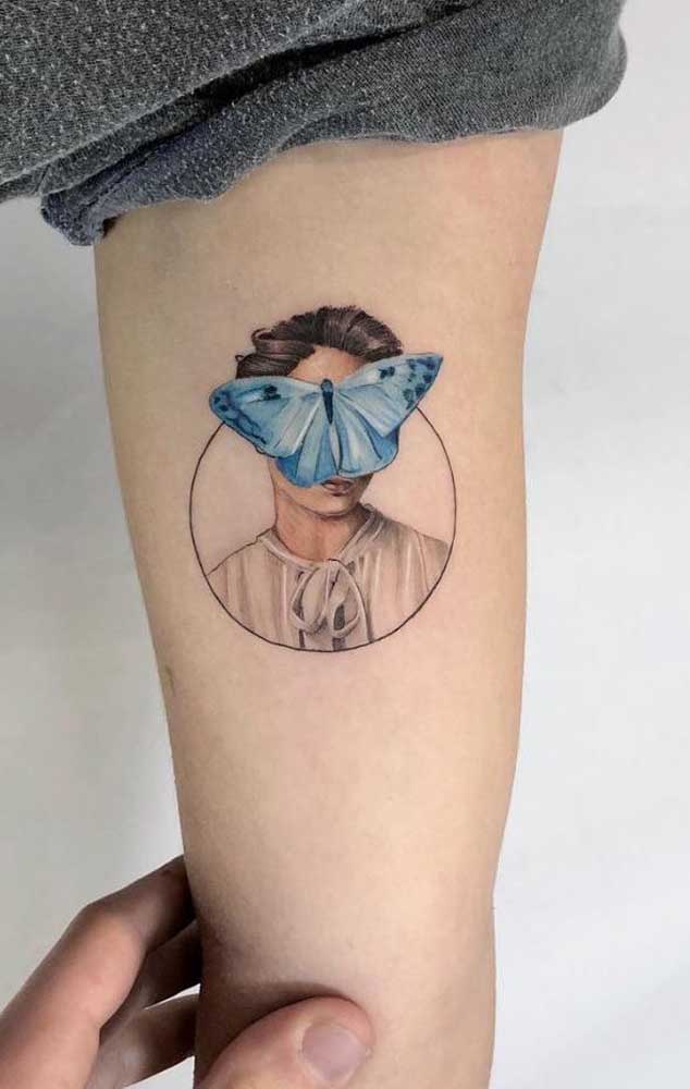 Quer fazer algo mais delicado? Saiba que é possível com a tatuagem realista.