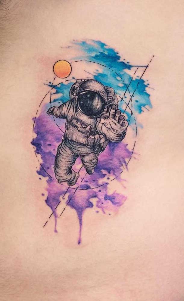 Uma das principais características da tatuagem aquarela é a sensação da tinta escorrendo.