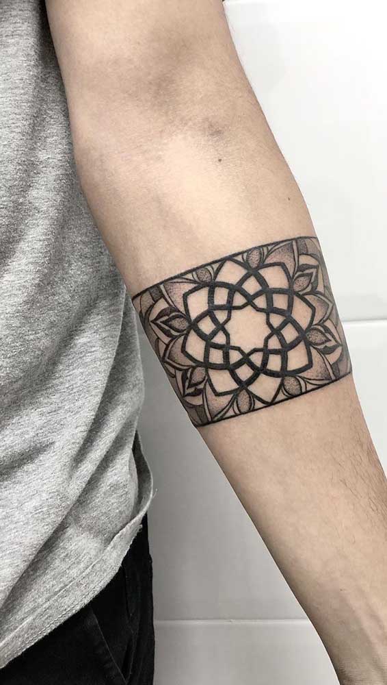 Uma das flores mais pedidas na hora de fazer uma tattoo é a flor de lótus.