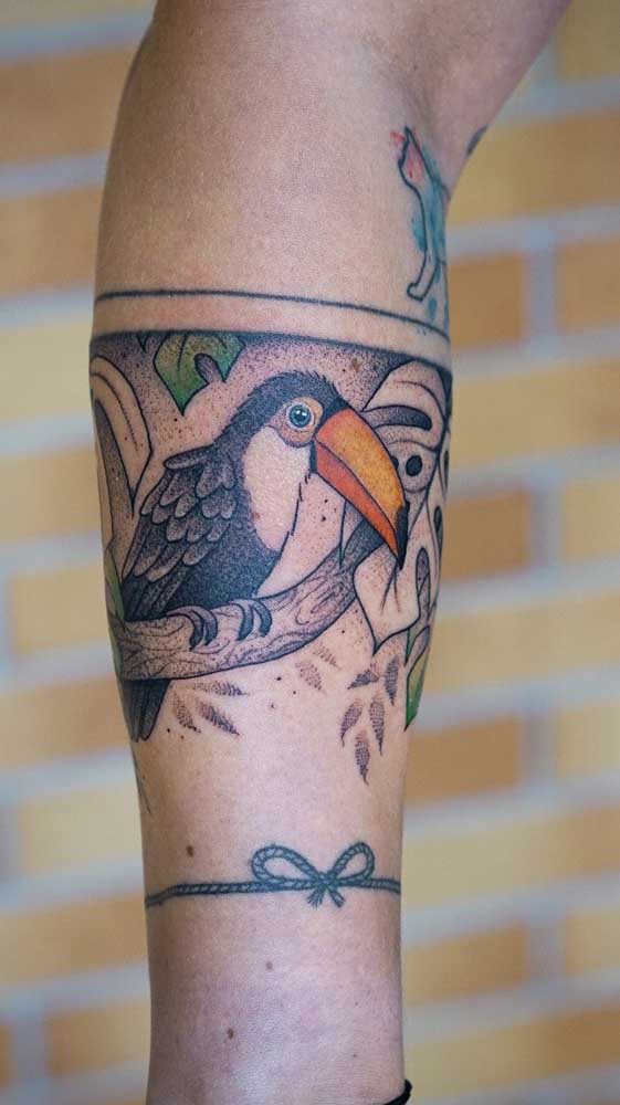 Sabia que é possível fazer a imagem de um animal na tatuagem bracelete?