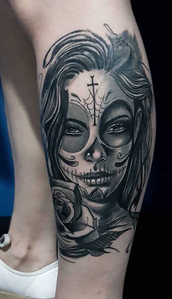 Ou você pode apostar na tatuagem catrina sombreada?