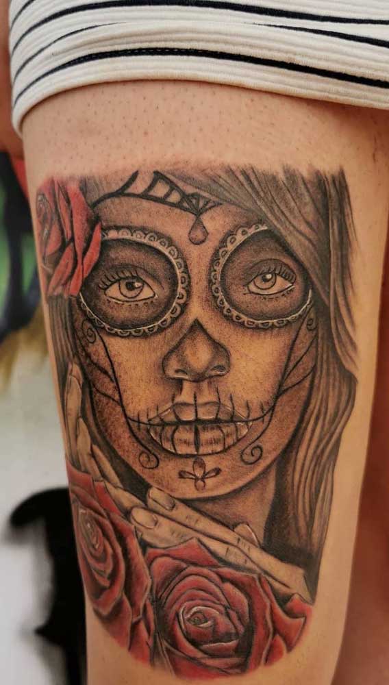 No braço o mais indicado é fazer somente uma tatuagem com o rosto da Catrina.