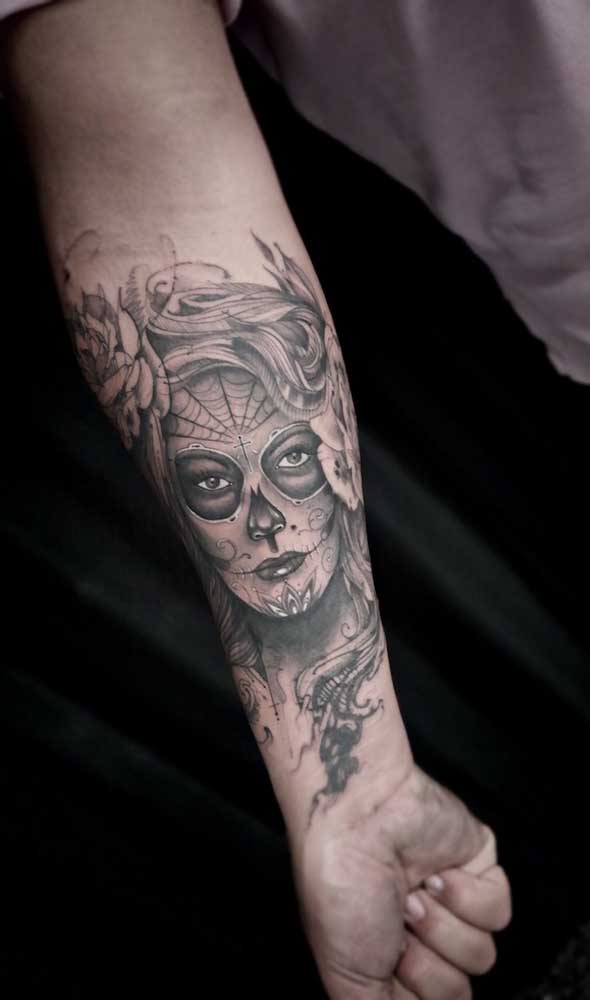 É cada figura da Catrina uma mais linda que a outra que é impossível não ficar na dúvida na hora de escolher a tattoo.