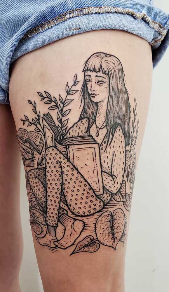 Use a criatividade para fazer a sua tatuagem de livros.