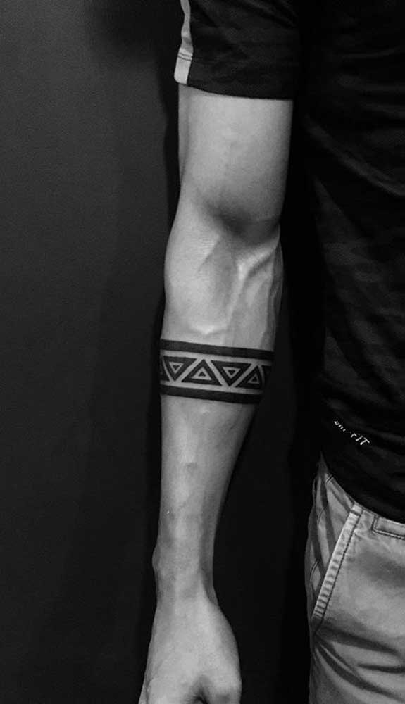Até uma tatuagem tribal pode usar formas geométricas.