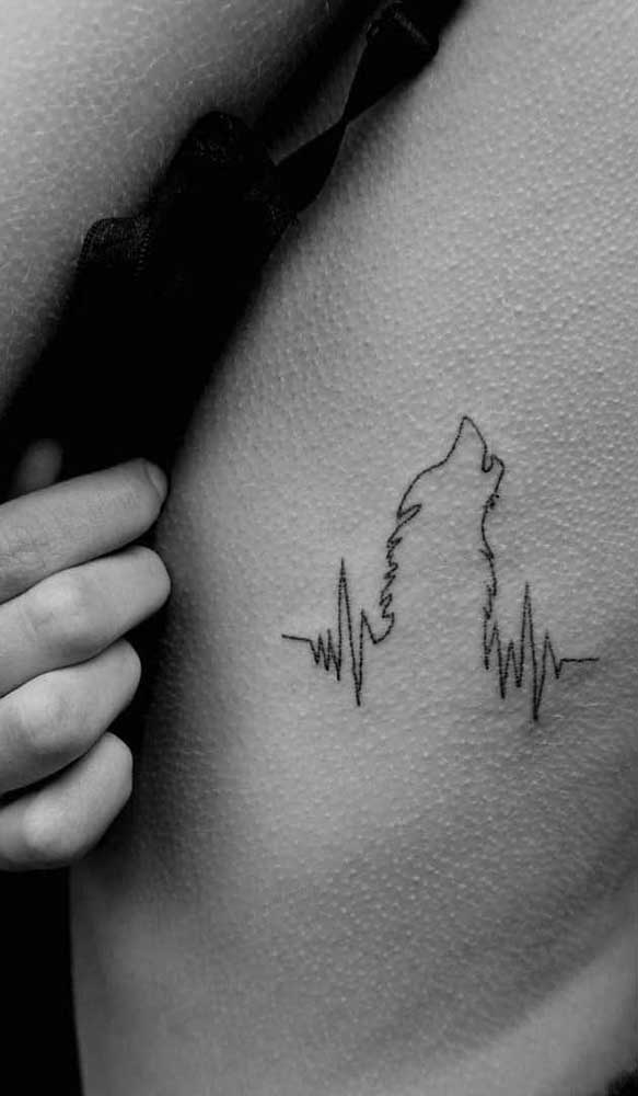 Para os homens é possível fazer uma tatuagem batimento cardíaco masculino