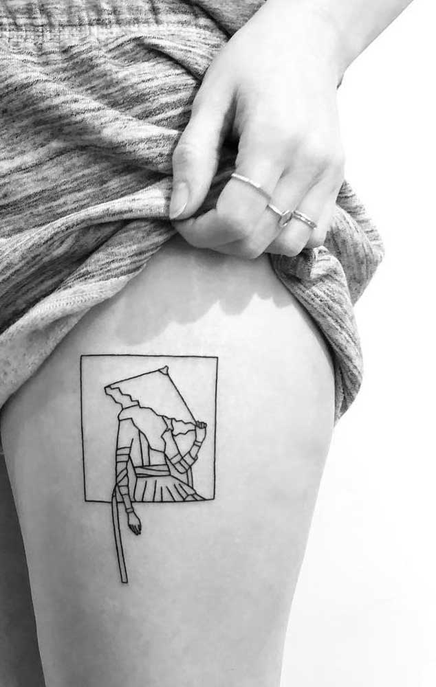 Pode fazer tatuagem na coxa sem preocupação com a cicatrização.