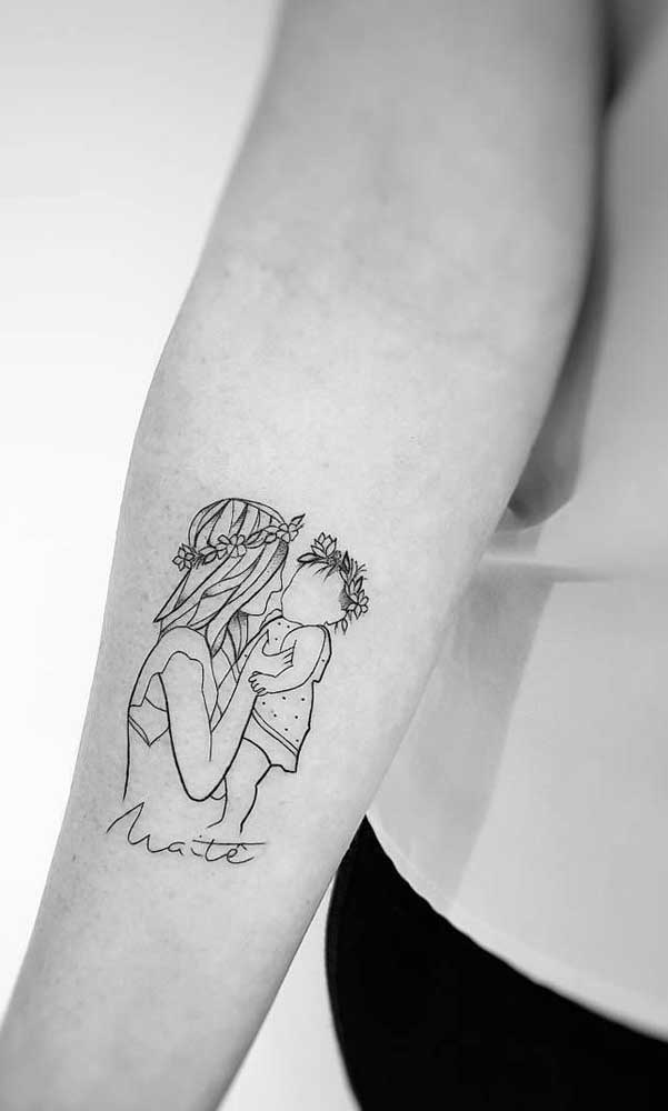 Tatuagem para filha: inspiração romântica e delicada