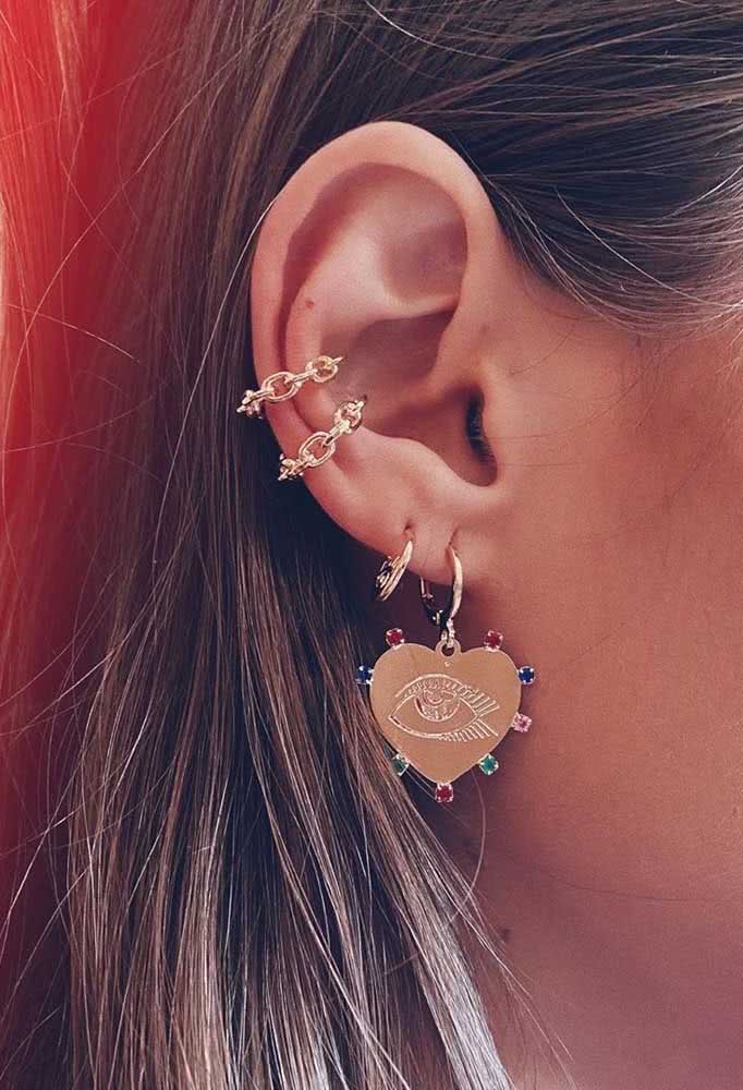 Joias bem femininas para o piercing lóbulo e snug