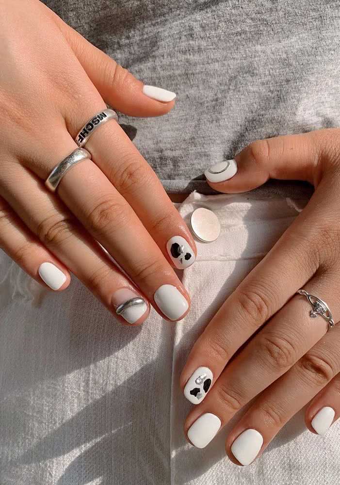 Unhas metálicas também fazem sucesso no réveillon 