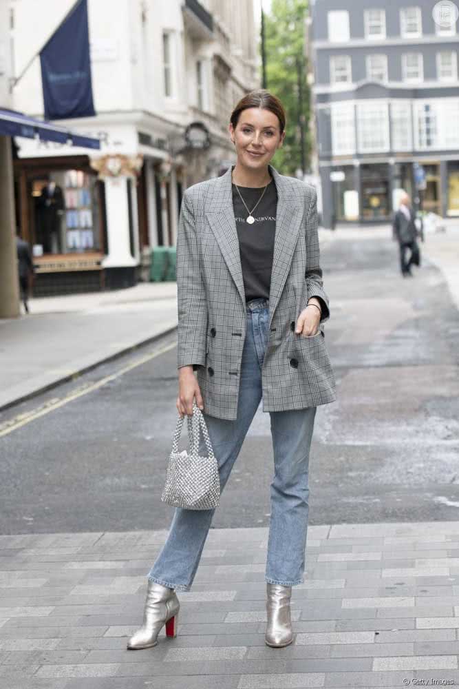 Um look com paleta fria e clara para usar no clima ameno.