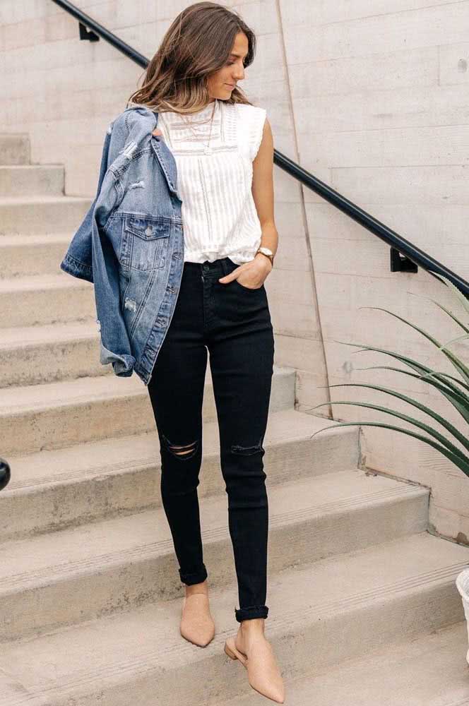 Look com calça jeans preta. Simples, bonito e funcional para o dia a dia