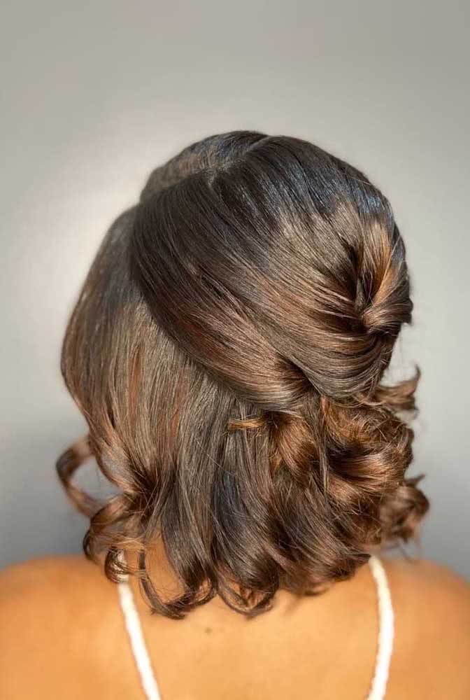 Penteado para cabelo curto para qualquer ocasião