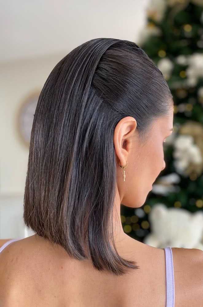 Penteado simples e fácil para cabelo curto para você fazer sozinha em casa