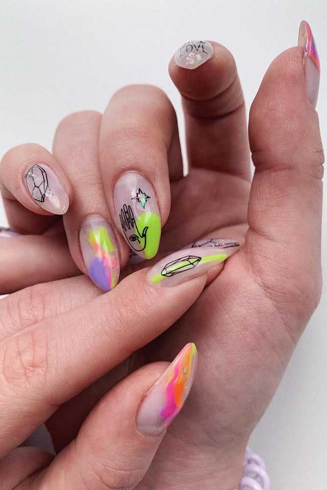 Inspiração psicodélica para as unhas neon