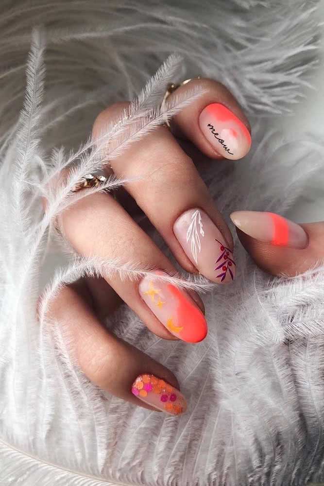 Unhas nude decoradas com arte em neon. Essa com certeza vai para sua pastinha de inspirações