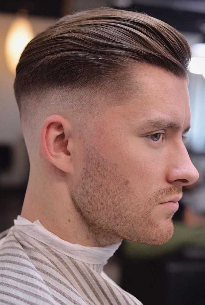 Contraste é a palavra chave para este corte de cabelo masculino degradê em high fade. 