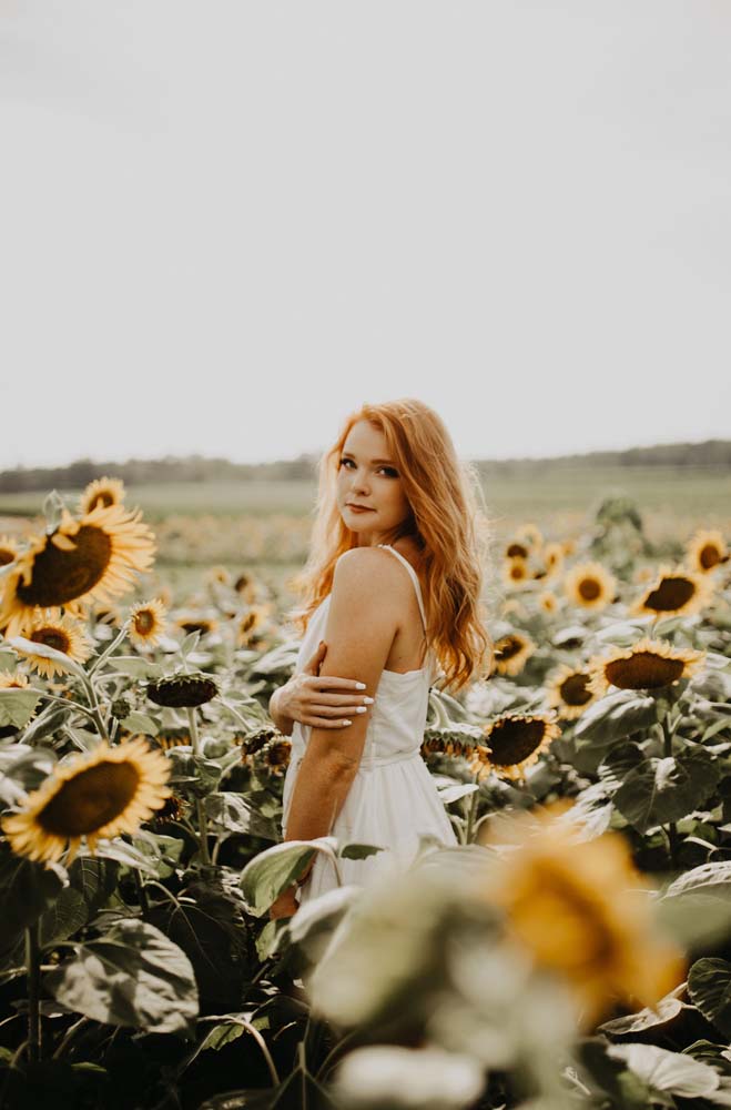 Mas se quiser um toque de delicadeza para uma foto tumblr feminina, o campo aberto de girassóis é o lugar ideal.