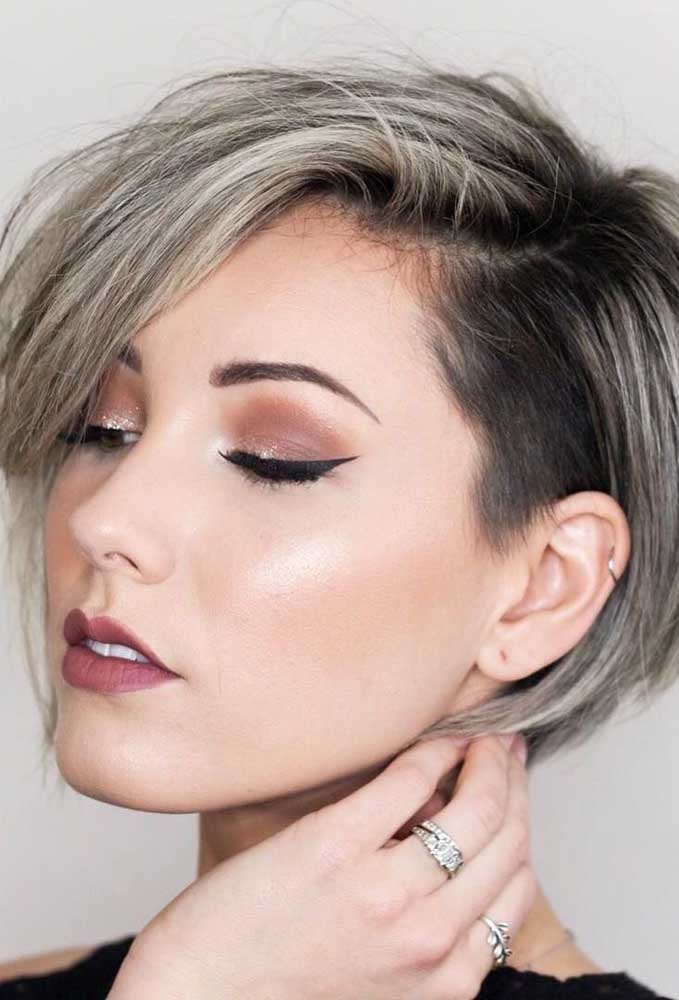 O modelo mais estreito do sidecut com corte chanel é uma ótima pedida para um visual moderno, prático e charmoso.