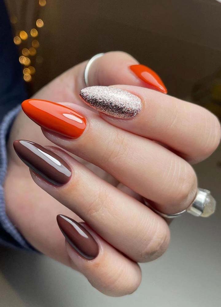 Tem inspiração de unhas perfeitas em formato stiletto também!