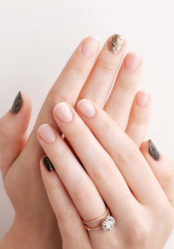 Inspiração de unhas simples e bonita para fazer em casa sem nenhuma dificuldade