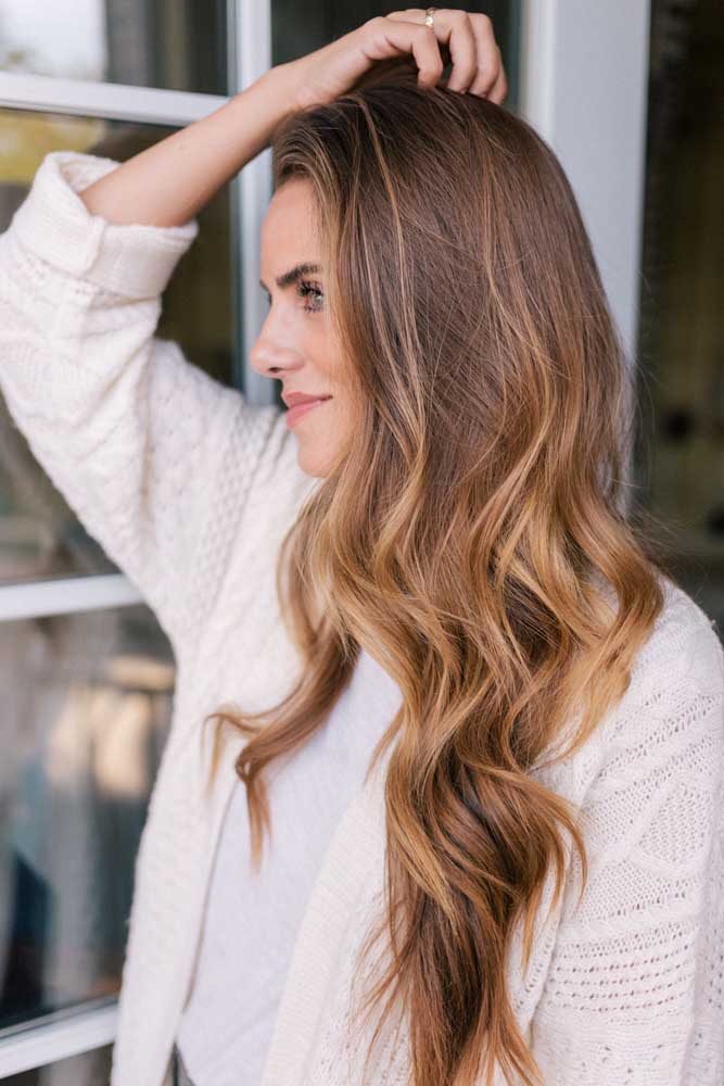 Cabelo ondulado longo: beleza natural dos fios