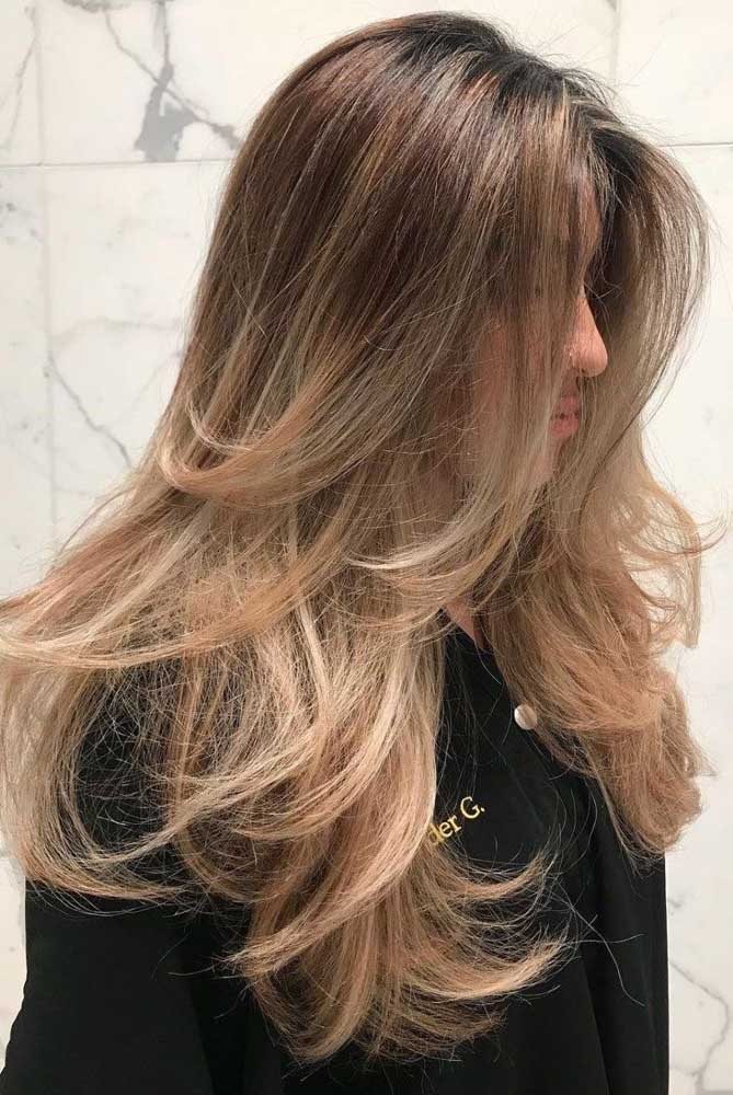 Finalize o cabelo longo com os produtos certos e arrase no look