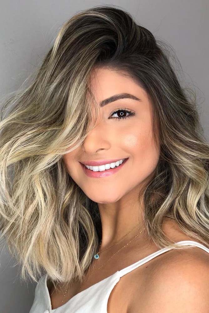 O corte de cabelo médio é um dos mais valorizados do momento