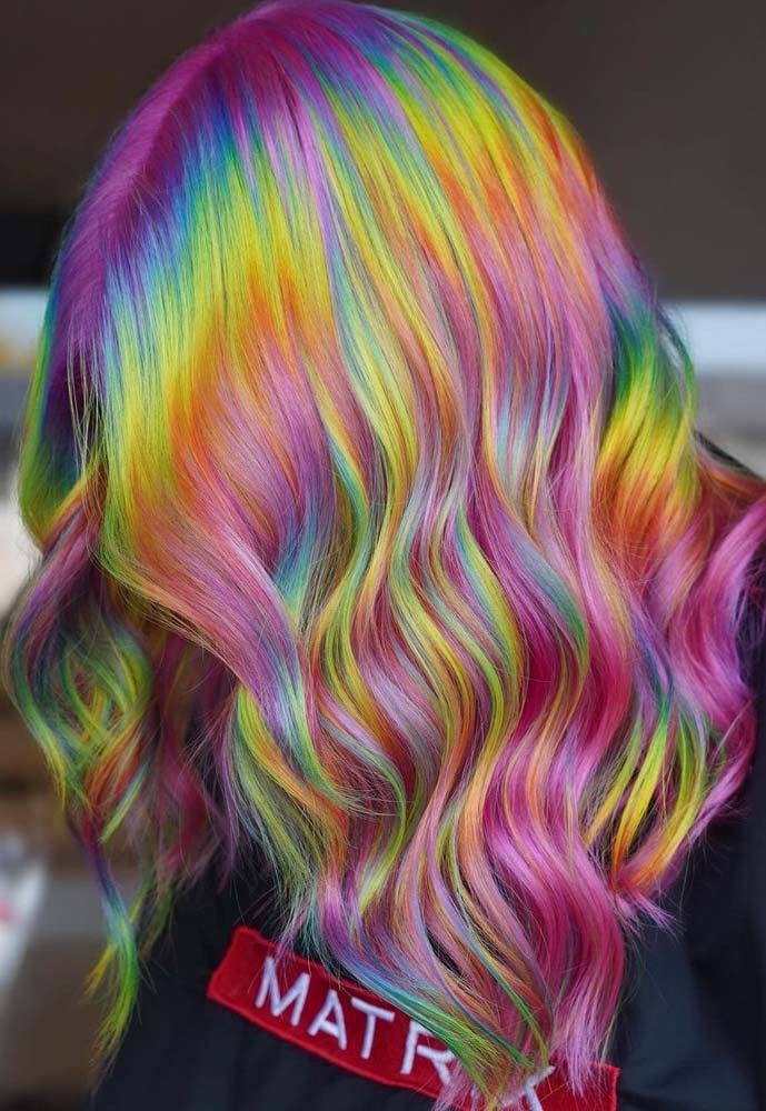 Um cabelo perfeito para expressar criatividade e personalidade