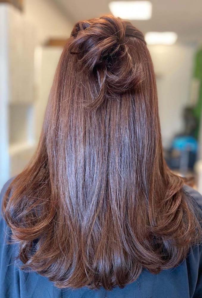 Cores de cabelo castanho para ficar elegante e glamourosa